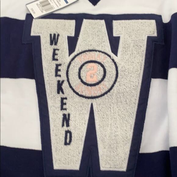 Crown & Ivy navy and white Weekend Sweatshirt - Picture 4 of 7